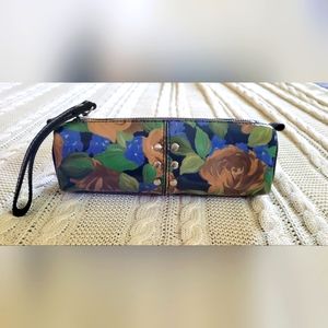Patricia Nash Isla Oblong Wristlet